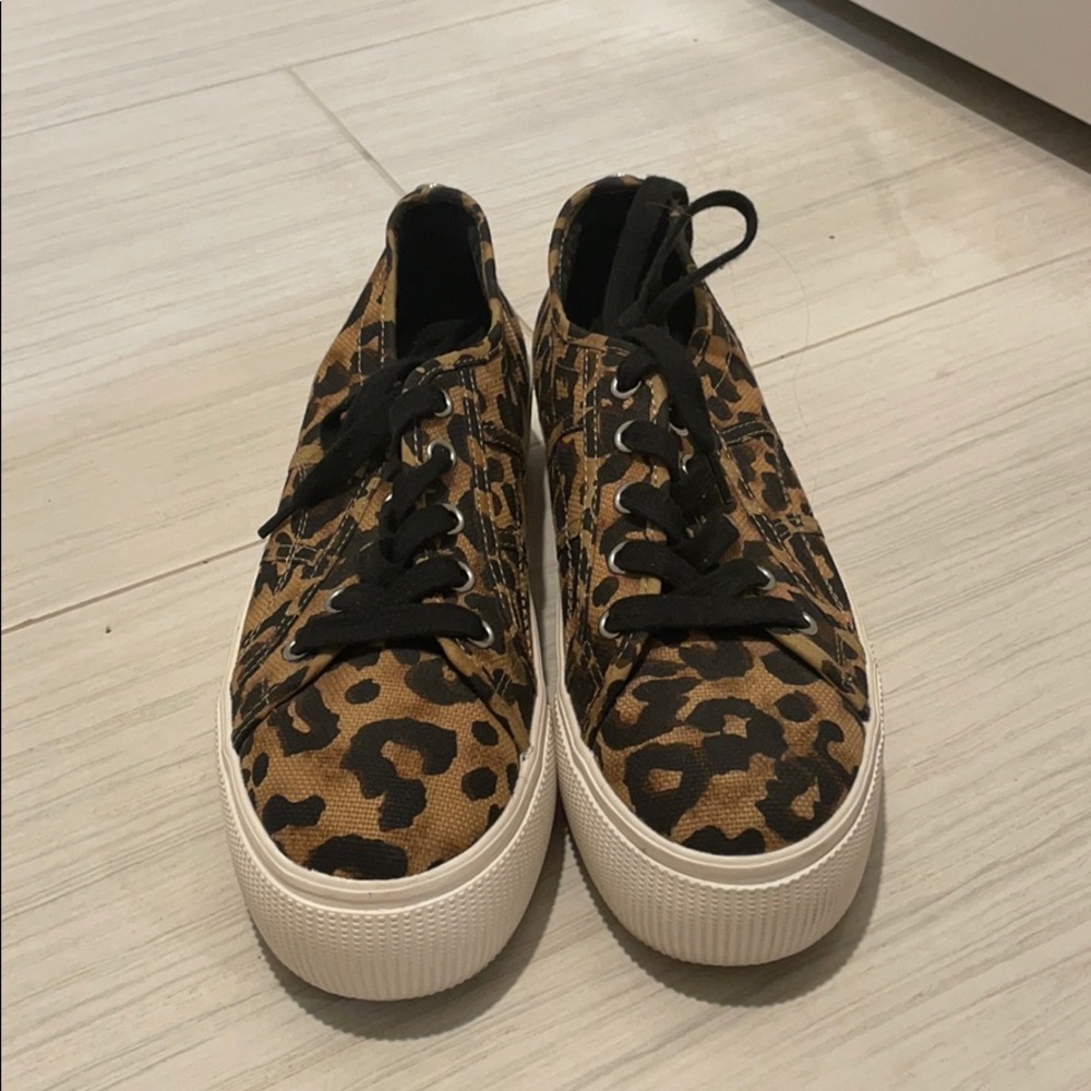 Steve Madden platform sneakers
